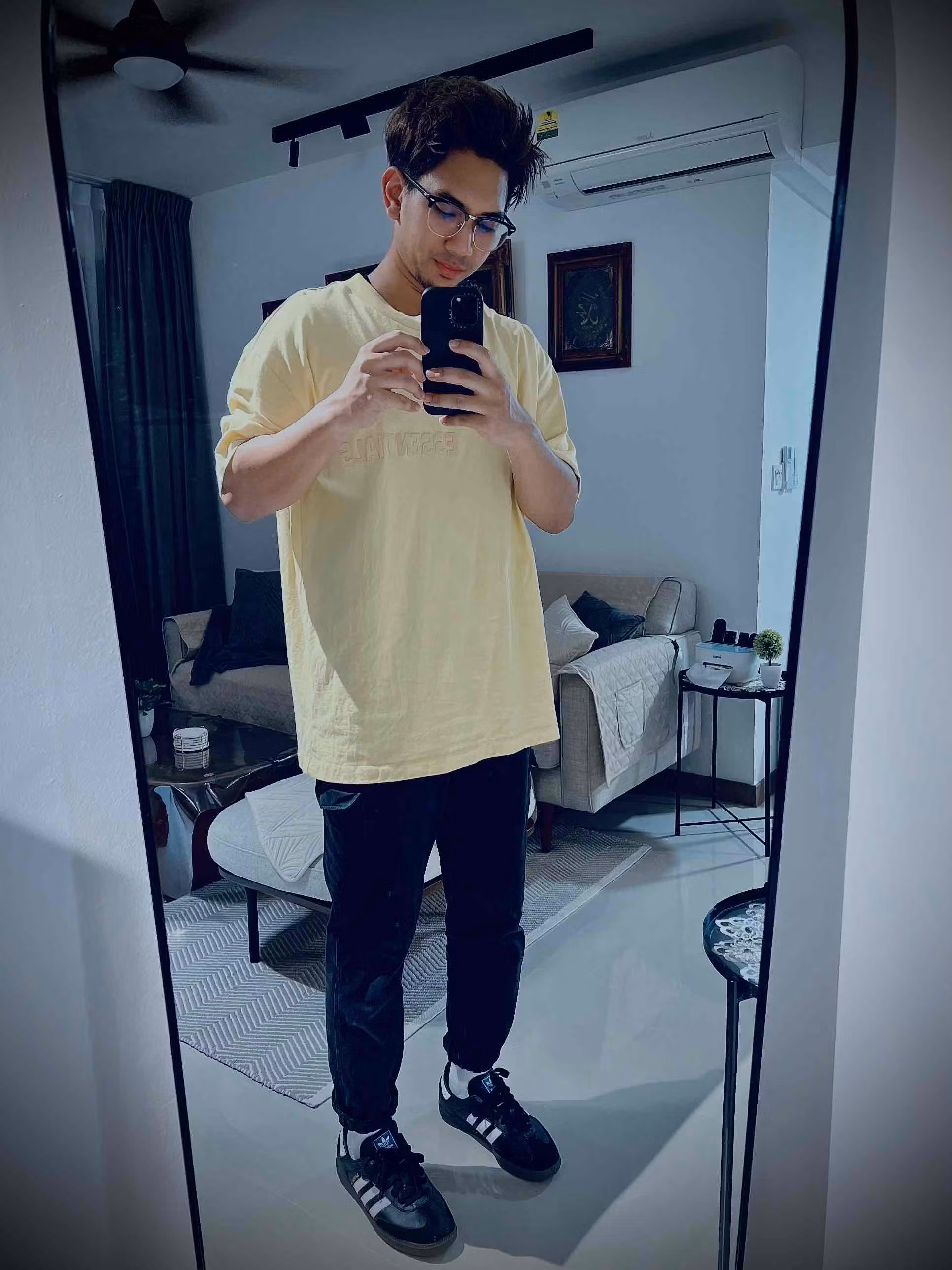 Fear of God Essentials SS Tee Light Tuscan Fear of God Essentials SS Tee Light Tuscan